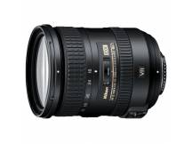 Lente Nikon 18-200mm DX VR II